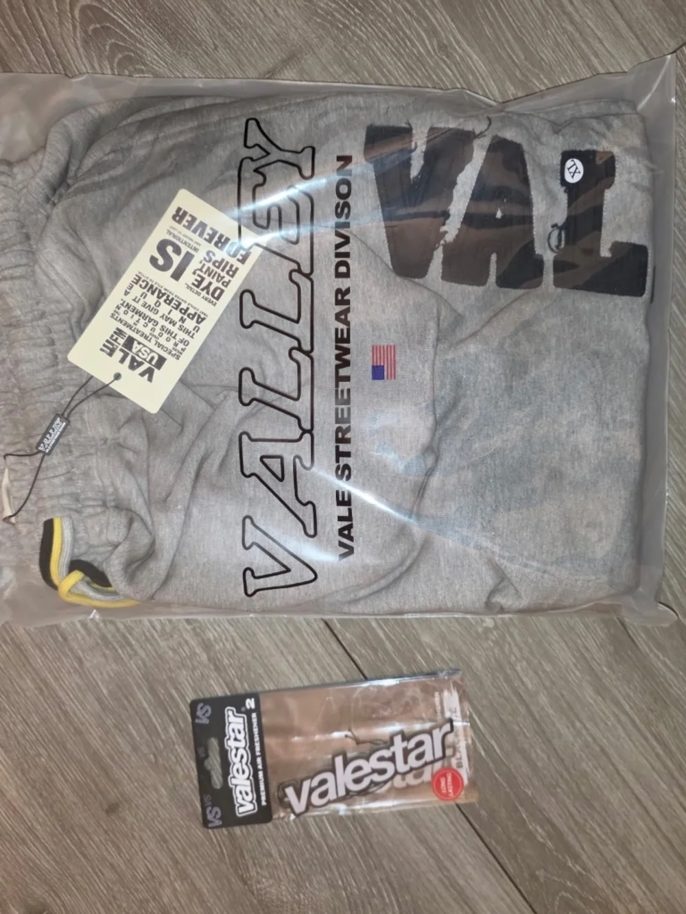 Vale forever 3/4 SHORTS GRAY 